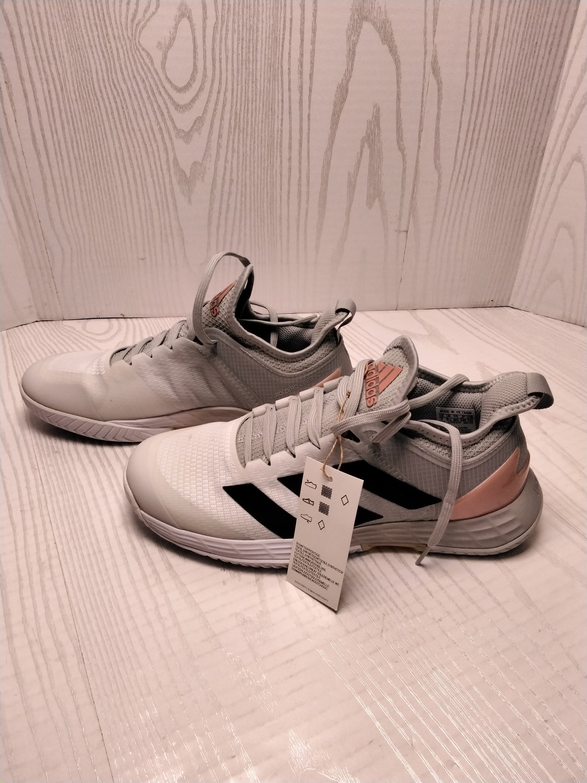 adidas Women's Adizero Ubersonic 4 Tennis Shoe, size 7, Grey/Black/White (7877012193518)